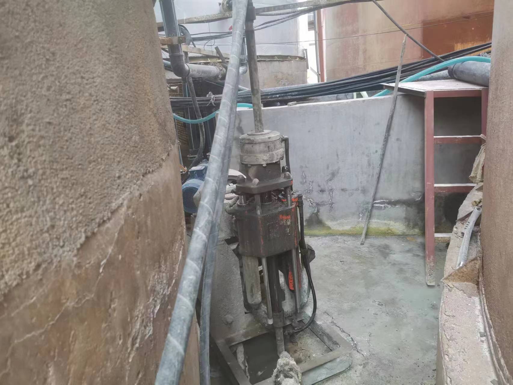 石龙房屋下沉注浆